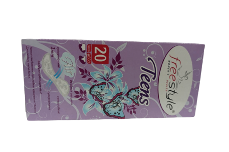 Купить Прокладки ежедневки "FreeStyle" Teens с ароматом фиалки 20 шт  по цене 66,30 руб.