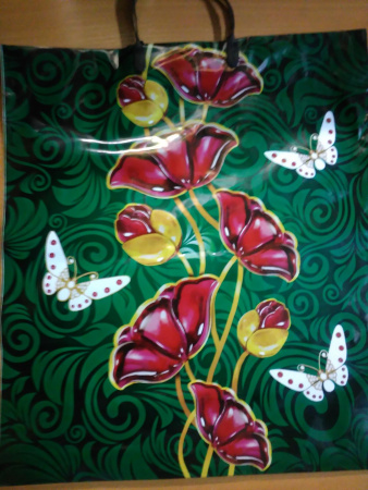 Купить Пакет с пластиковой ручкой 45*39 "Бабочки и цветы"  по цене 15 руб.